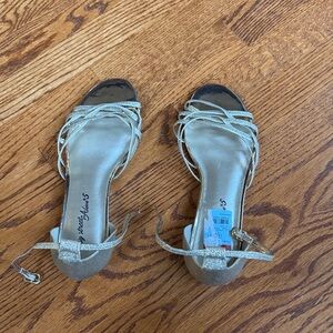 Easy Street Glittering Gold Heels